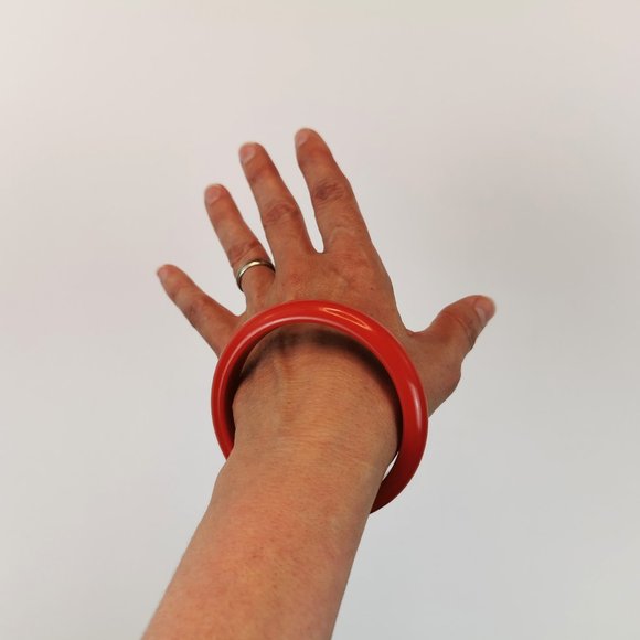 Red Plastic Vintage 1980s Bracelet - Picture 11 of 11